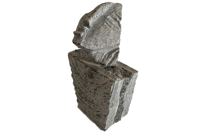 KV034
Untitled - LII
Granite           
5 x 4 x 7 inches
Available